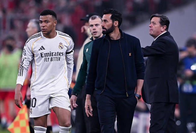 Arbeloa đang đứng trước nguy cơ bị sa thải.