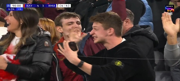 Khoảnh khắc Youtuber Thogden xuất hiện trên ống kính truyền hình.