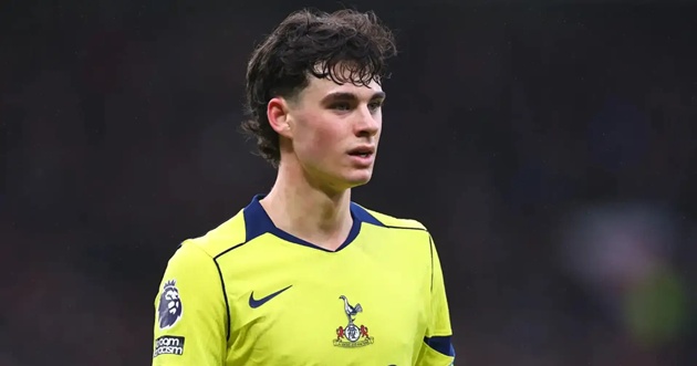 Gray lọt vào tầm ngắm của Liverpool và Bayern