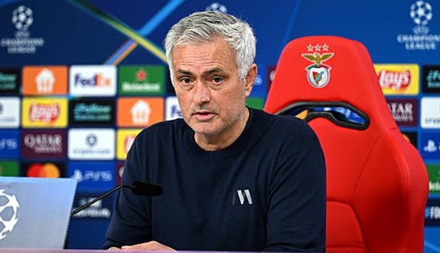 Jose Mourinho sẵn sàng tái hợp với Real Madrid.