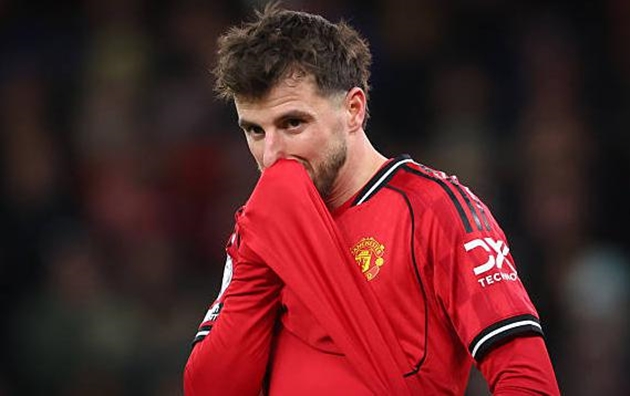 Mason Mount gây thất vọng trong thời gian gần đây.