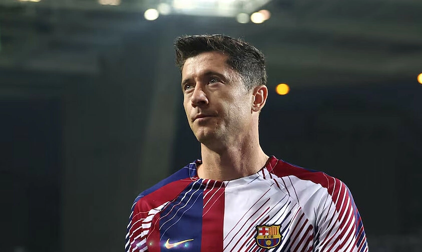 Lewandowski định nghĩa lại chuẩn mực tuổi 37.