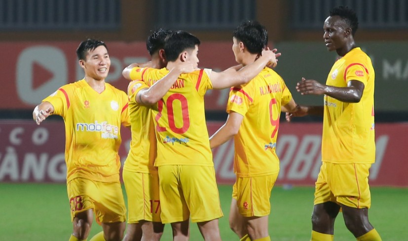 PVF-CAND đang nỗ lực vượt khó trong cuộc chiến trụ hạng. Ảnh: CLB PVF-CAND.