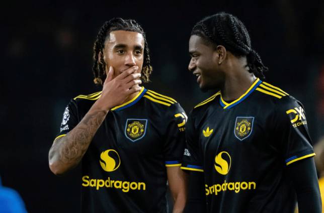 Cơ hội đến với bộ đôi sao trẻ MU.