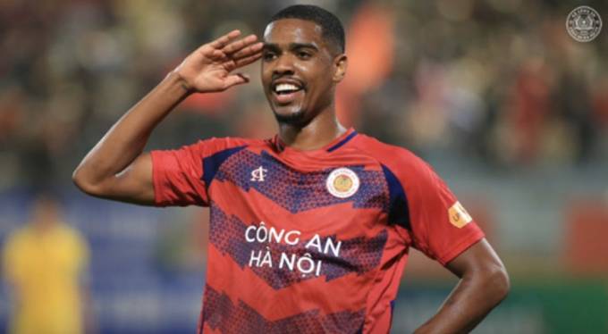 Ảnh bài viết Fan Thái lo sốt vó khi Alan Grafite có thể khoác áo ĐTVN