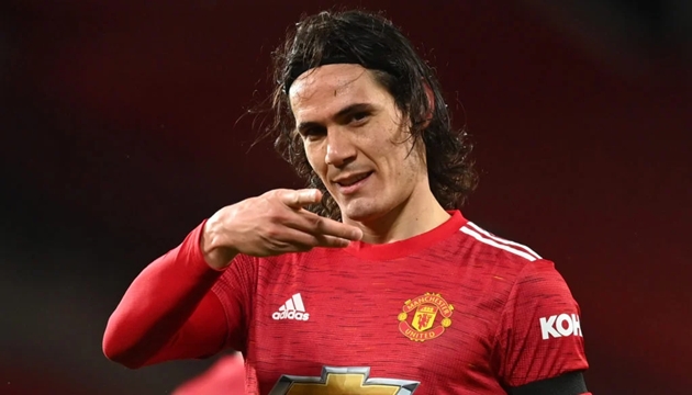 Cavani được hậu bối đánh giá cao hơn Ibrahimovic.