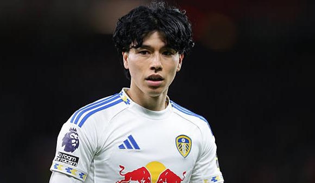 Ao Tanaka nằm trong tầm ngắm của Manchester United.