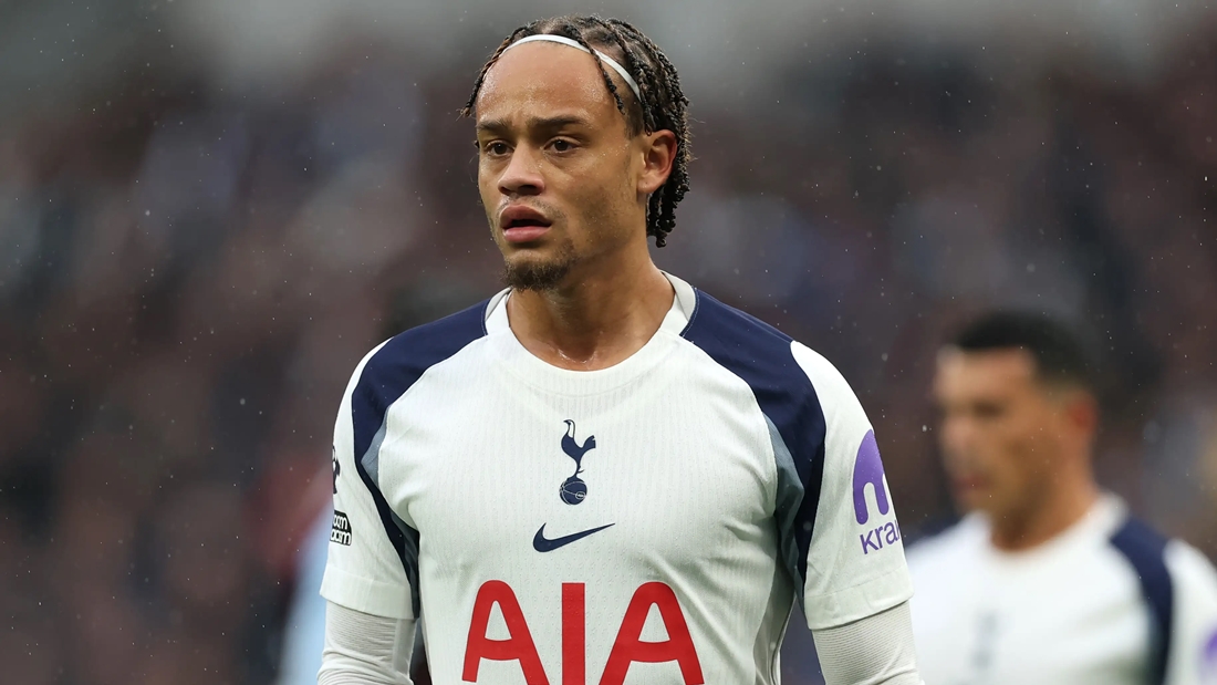 HLV Vincent Kompany từng yêu cầu Bayern Munich chiêu mộ Xavi Simons.