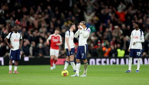 Tottenham đang sa sút một cách khó hiểu.