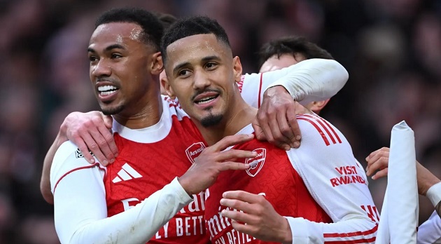 Gabriel khiến các pha đá phạt góc của Arsenal trở nên cực kỳ nguy hiểm.