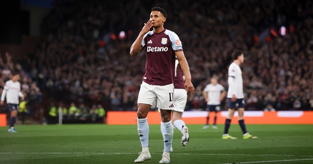 Watkins là sát thủ khiến Sunderland dè chừng