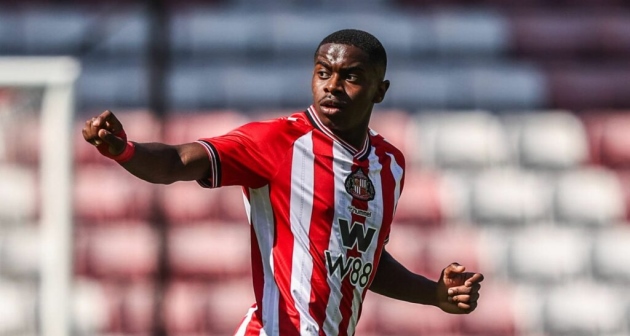 Ảnh bài viết Nhờ vé C1, MU nắm lợi thế giành Noah Sadiki trước Chelsea