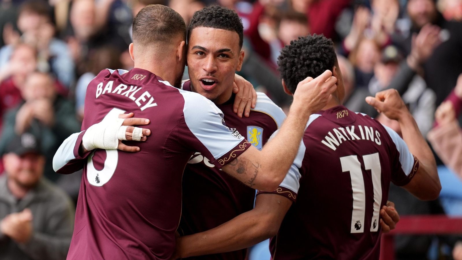 Ảnh bài viết Abraham giúp Aston Villa bảo vệ giấc mơ Champions League tại Villa Park