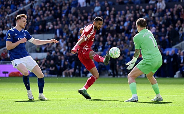 Cody Gakpo (7.1): Để lại dấu ấn với pha kiến tạo thông minh cho bàn mở tỷ số nhưng dần mờ nhạt trước khi rời sân ở phút 74