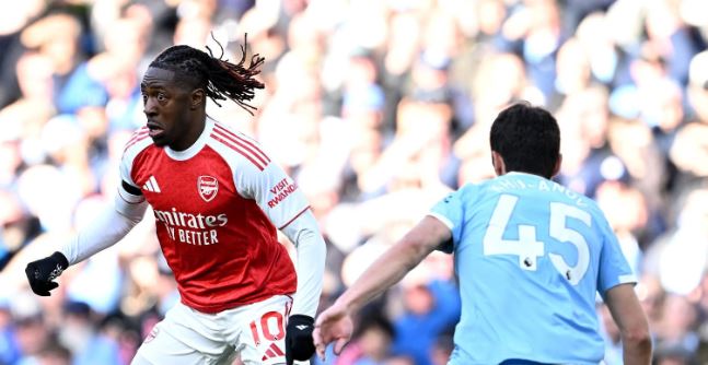 Eberechi Eze – 6.1: Hoạt động năng nổ nhưng đôi khi mất bóng ở những khu vực nguy hiểm. Cú sút uy lực của anh ở phút 60 suýt chút nữa đã giúp Arsenal vượt lên.