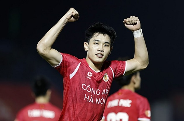 Ảnh bài viết HLV Polking tin Đình Bắc vẫn chưa bộc lộ hết khả năng