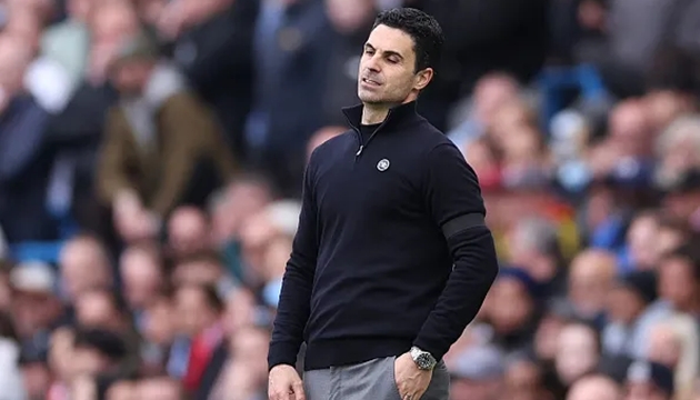 Ảnh bài viết Gary Neville gọi tên hai cầu thủ khiến Arsenal thua Man City