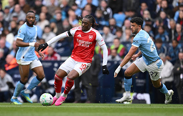 Vieira cho rằng việc rút Eze khỏi sân là một sai lầm.