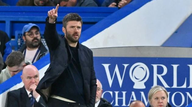 Carrick giúp MU tiến gần hơn đến vé dự Champions League.