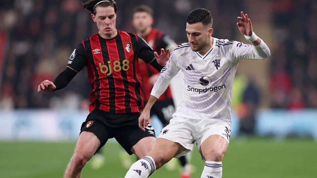 Ảnh bài viết Paul Parker khuyên MU mua bộ đôi hậu vệ của Crystal Palace