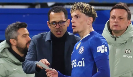 Rosenior đã lên tiếng về tương lai Garnacho.