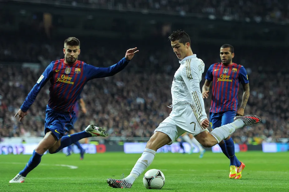 Khoảng cách điểm số đẩy Barca vào thế phải thắng.