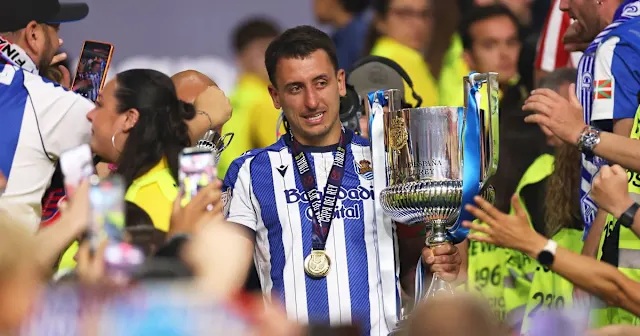 Oyarzabal là ngôi sao không thể thay thế của Sociedad.