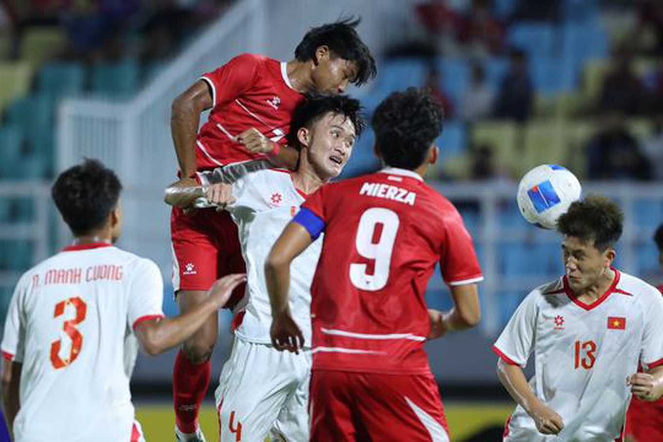 U17 Indonesia đã chính thức bị loại sau trận hòa Việt Nam.