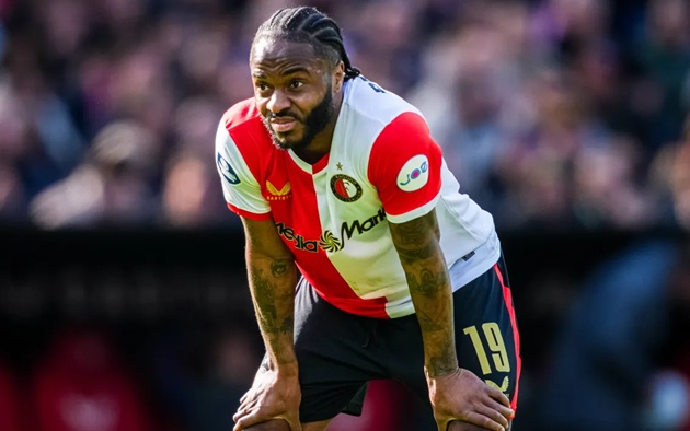 Sterling sắp rời Feyenoord