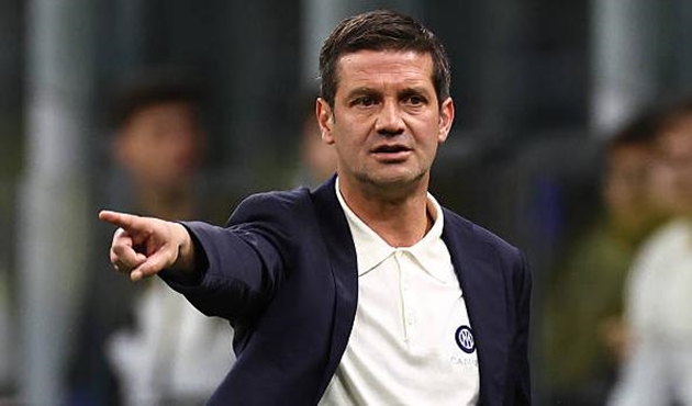 Những thay đổi của Cristian Chivu giúp Inter Milan giành chiến thắng.