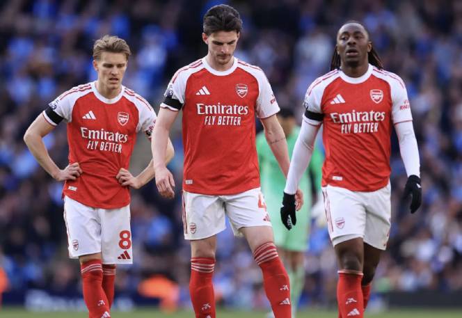 Ảnh bài viết Sự hoảng loạn của Arteta đang tự tay đánh chìm Arsenal