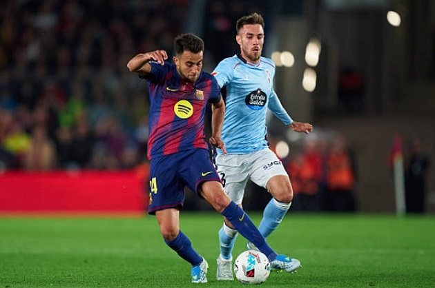 Eric Garcia (6.9): Thường xuyên chơi lùi quá sâu ở hiệp một khiến tuyến giữa gặp khó khăn. Anh phải nhận thẻ vàng muộn và sẽ bị treo giò trong chuyến làm khách trước Getafe vào cuối tuần.

Pedri (7.3): Gặp chút khó khăn trong việc cầm nhịp ở hiệp một. Tuy nhiên, anh đã thi đấu khởi sắc và trở lại với phiên bản tốt nhất trong hiệp hai, đặc biệt khi Frenkie de Jong có mặt.

Lamine Yamal (7.2): Là mối đe dọa tấn công lớn nhất của Barca trong hiệp một. Tự mình mang về quả phạt đền và ghi bàn thắng duy nhất. Tuy nhiên, việc anh dính chấn thương khi ghi bàn là nỗi lo lớn.

Dani Olmo (6.8): Dù chơi tốt thời gian qua nhưng hôm nay là một ngày thi đấu dưới sức. Olmo tỏ ra khá thiếu sắc bén và hiệu quả trong các pha xử lý ở một phần ba cuối sân.

Gavi (6.9): Xuất phát ở vị trí chạy cánh trái nhưng tiền vệ này gặp nhiều khó khăn và không tạo được tầm ảnh hưởng như mong đợi. Hệ quả là anh đã bị thay ra nghỉ ngay khi hiệp một khép lại.

Ferran Torres (6.8): Có pha bắt volley tuyệt đẹp tung lưới đối phương nhưng bàn thắng bị VAR từ chối do việt vị trong gang tấc. Ngoài tình huống đó, khả năng dứt điểm của tiền đạo này nhìn chung không quá ấn tượng.