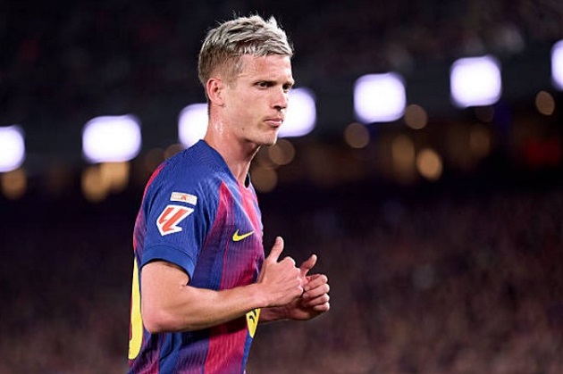 Dani Olmo (6.8): Dù chơi tốt thời gian qua nhưng hôm nay là một ngày thi đấu dưới sức. Olmo tỏ ra khá thiếu sắc bén và hiệu quả trong các pha xử lý ở một phần ba cuối sân.

Gavi (6.9): Xuất phát ở vị trí chạy cánh trái nhưng tiền vệ này gặp nhiều khó khăn và không tạo được tầm ảnh hưởng như mong đợi. Hệ quả là anh đã bị thay ra nghỉ ngay khi hiệp một khép lại.

Ferran Torres (6.8): Có pha bắt volley tuyệt đẹp tung lưới đối phương nhưng bàn thắng bị VAR từ chối do việt vị trong gang tấc. Ngoài tình huống đó, khả năng dứt điểm của tiền đạo này nhìn chung không quá ấn tượng.