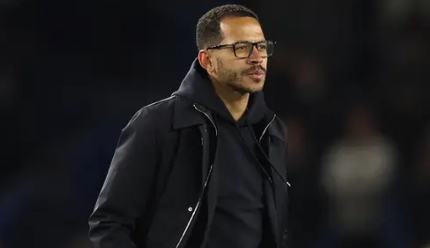 Ảnh bài viết Dàn sao Chelsea phẫn nộ vì Rosenior bỏ rơi Josh Acheampong