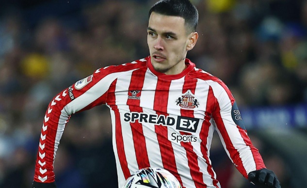 Lee Fee được nhiều đại gia nhắm đến.