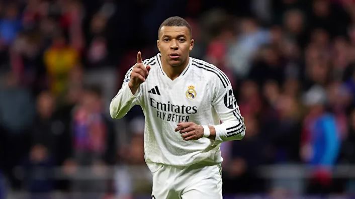Mbappe vẫn là đầu tàu của Real.
