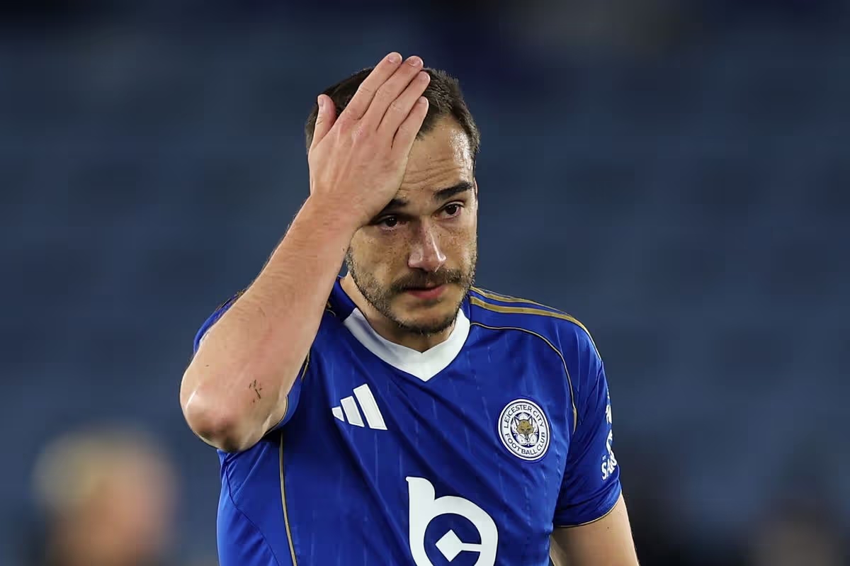 Harry Winks đang hưởng lương 90.000 bảng/tuần tại Leicester.