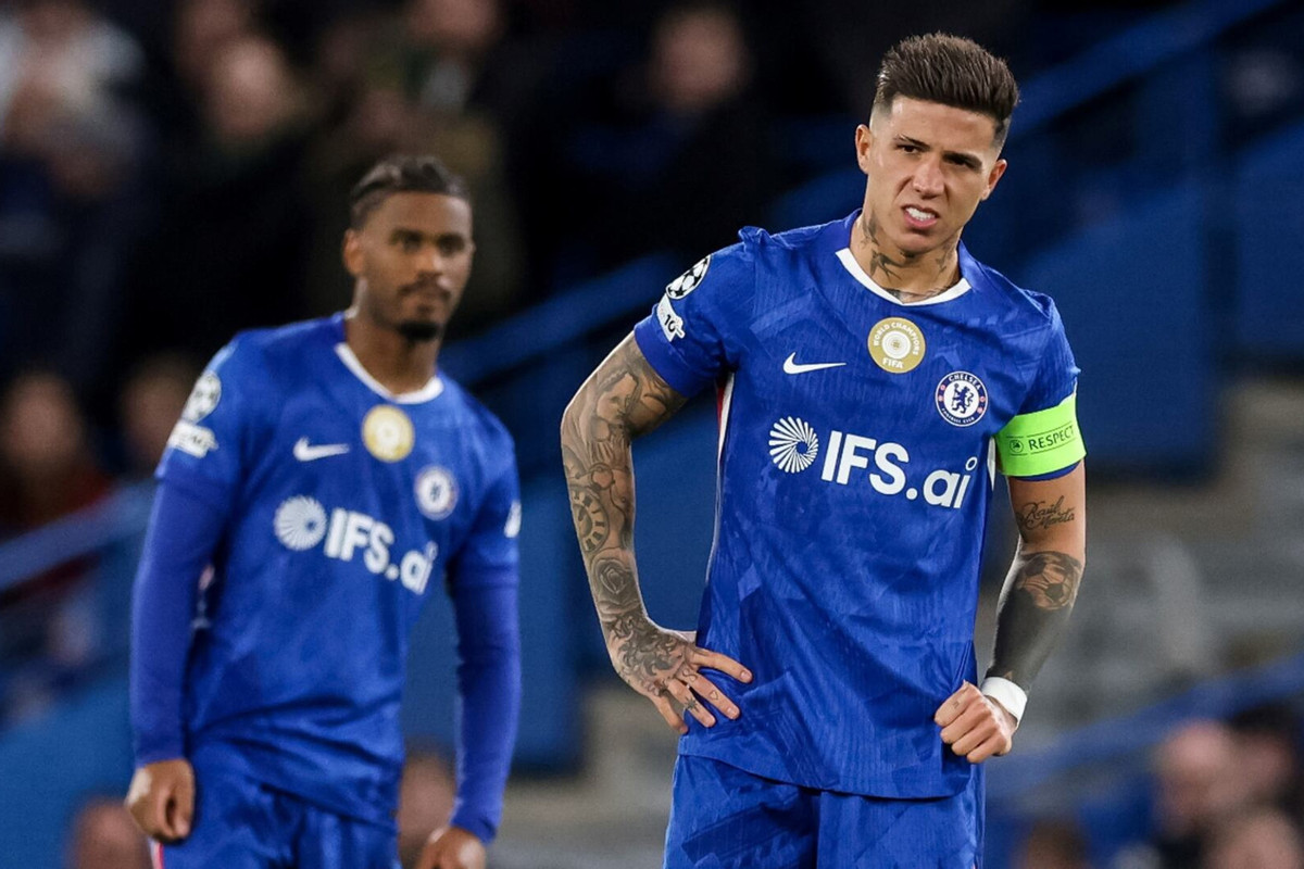 Enzo Fernandez khiến Chelsea thêm phần rối loạn.