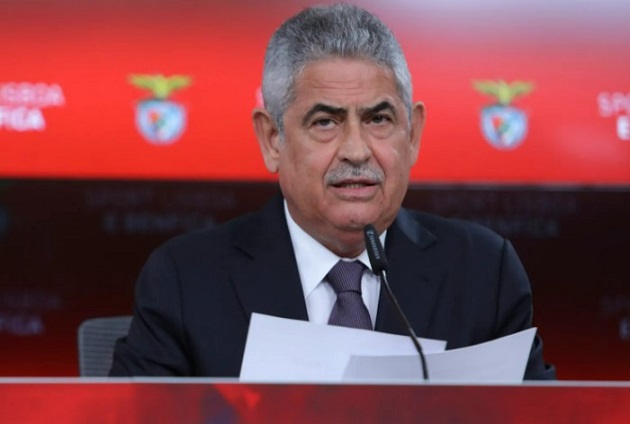 Ảnh bài viết Cựu chủ tịch Benfica gãy tay sau khi được tuyên trắng án
