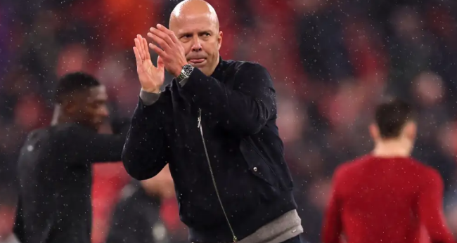 Ảnh bài viết Arne Slot xác nhận Hugo Ekitike nghỉ thi đấu dài hạn