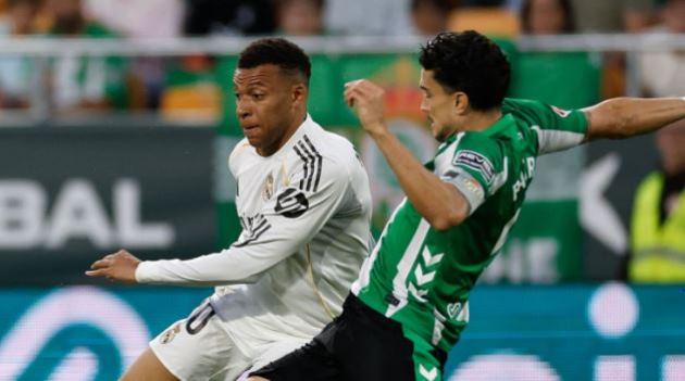 Mbappe có trận đấu vô duyên.