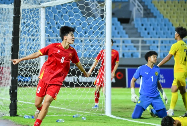 Ảnh bài viết Lập kỷ lục vô địch lần thứ 4, U17 Việt Nam nhận lời khen từ AFC