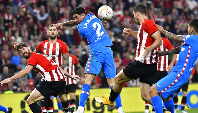 Thế trận 2 đội được dự báo sẽ rất chặt chẽ.