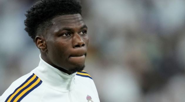 Aurelien Tchouameni được Liverpool và MU tranh mua.