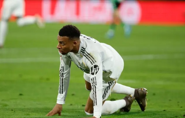 Ảnh bài viết Real Madrid chọn nỗi đau nào trong trận El Clasico?