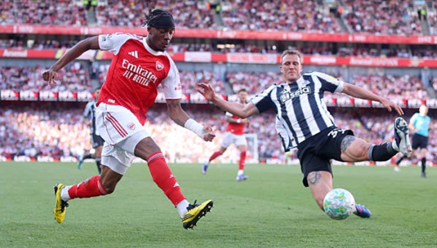 Noni Madueke - 7.2: Sở hữu kỹ năng cá nhân tốt nhưng lối chơi rườm rà của anh đôi khi gây ức chế cho người xem và làm chậm nhịp tấn công