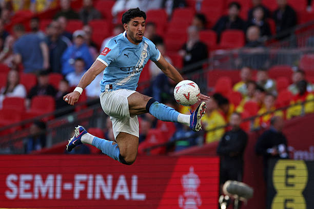 Omar Marmoush - 6,2 điểm: Có một vài pha bứt tốc thú vị ra phía sau hàng thủ Southampton, nhưng anh lại thiếu sự điềm tĩnh cần thiết hoặc pha xử lý cuối cùng khi nhận bóng.