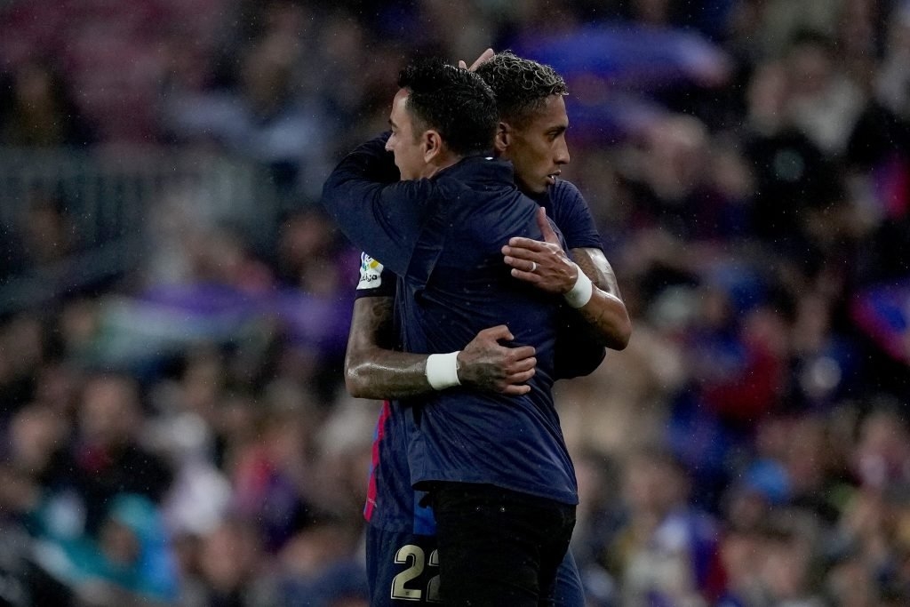 Ảnh bài viết Xavi tiết lộ sự thật mối quan hệ với Raphinha