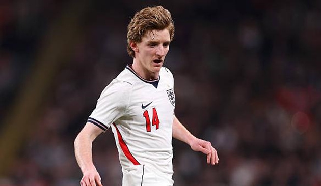 Anthony Gordon nằm trong tầm ngắm của Manchester United.