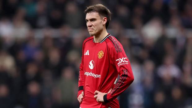 Ugarte có khả năng cao chia tay MU.